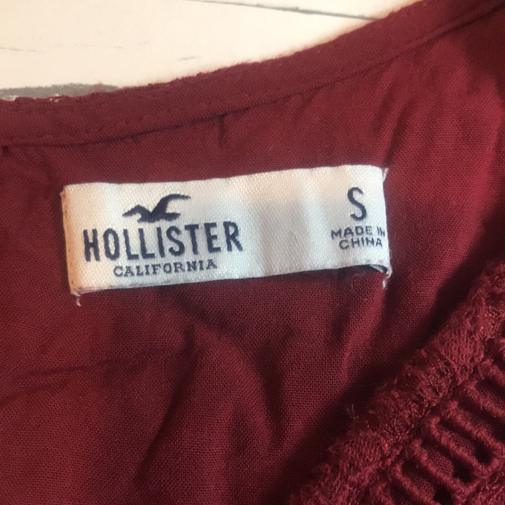 Hollister V-neck Lace Dress - Picture 8 of 10